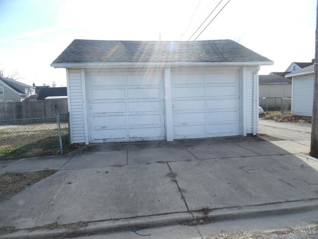 725 Ridgelawn Avenue, Hamilton, OH 45013