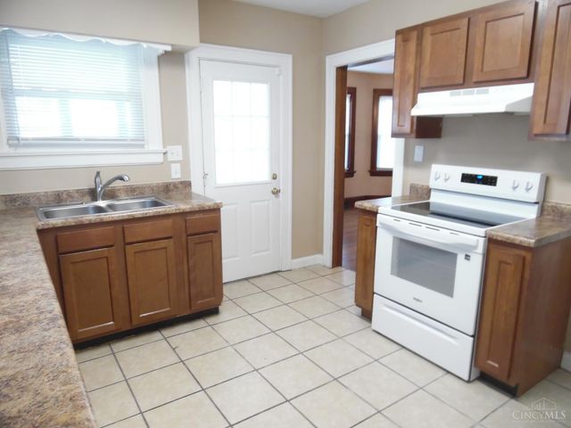 725 Ridgelawn Avenue, Hamilton, OH 45013