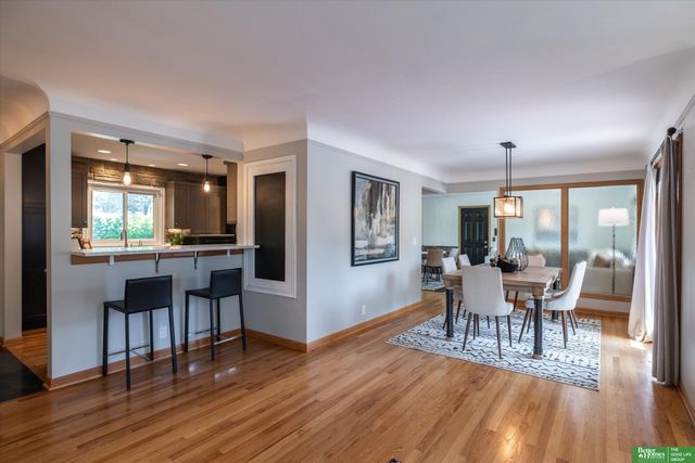 307 S 96th Street, Omaha, NE 68114
