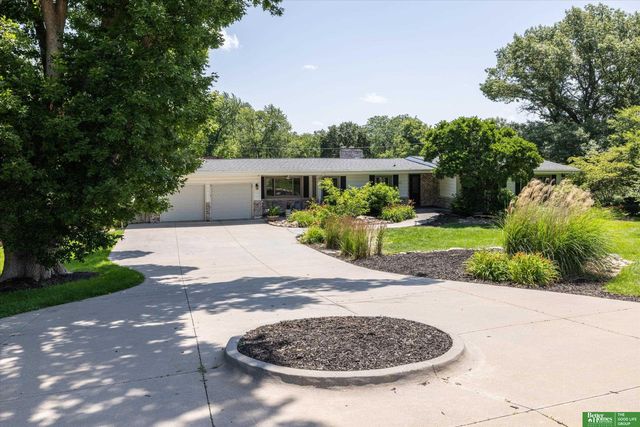 307 S 96th Street, Omaha, NE 68114