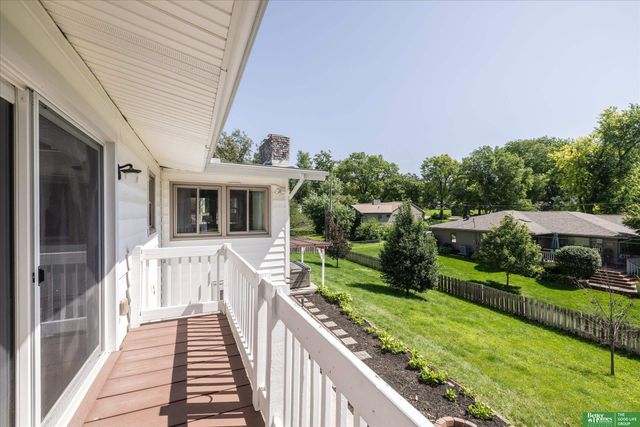 307 S 96th Street, Omaha, NE 68114