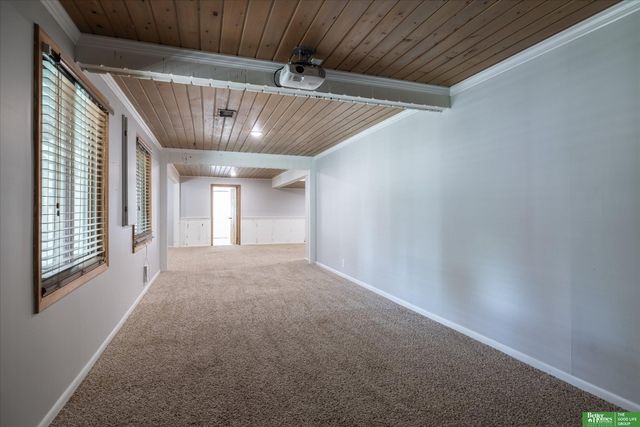 307 S 96th Street, Omaha, NE 68114