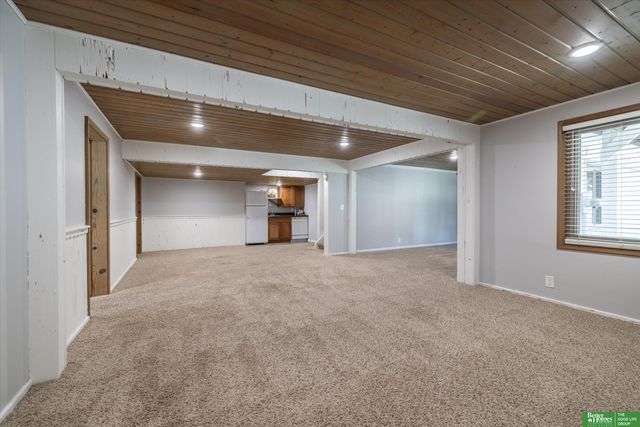 307 S 96th Street, Omaha, NE 68114