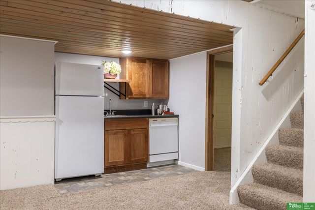 307 S 96th Street, Omaha, NE 68114