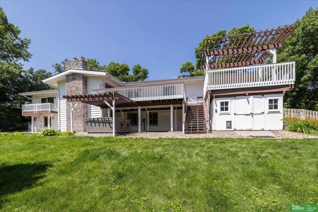 307 S 96th Street, Omaha, NE 68114