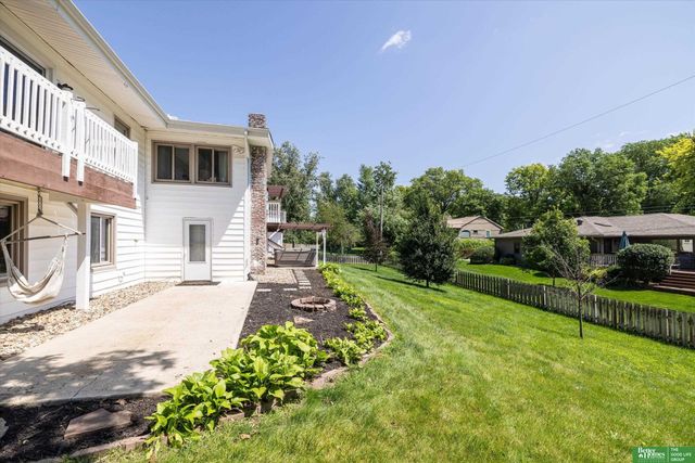 307 S 96th Street, Omaha, NE 68114