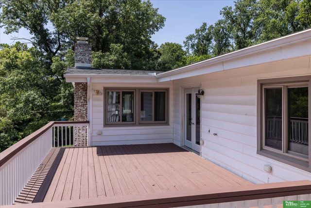307 S 96th Street, Omaha, NE 68114