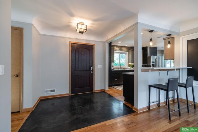 307 S 96th Street, Omaha, NE 68114