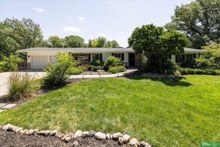 307 S 96th Street, Omaha, NE 68114