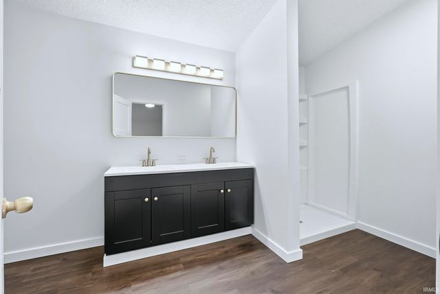 603 Roselawn Court, Auburn, IN 46706