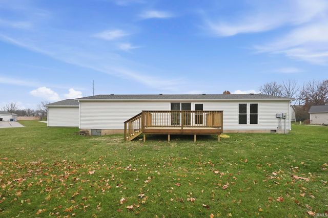 603 Roselawn Court, Auburn, IN 46706