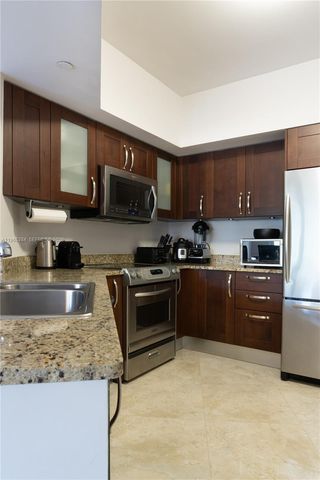 20000 E Country Club Drive 307, Aventura, FL 33180