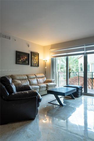 20000 E Country Club Drive 307, Aventura, FL 33180