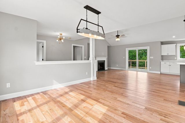 155 Turner Farm Road, Uxbridge, MA 01569