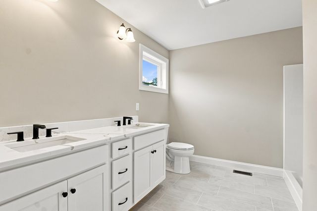 155 Turner Farm Road, Uxbridge, MA 01569