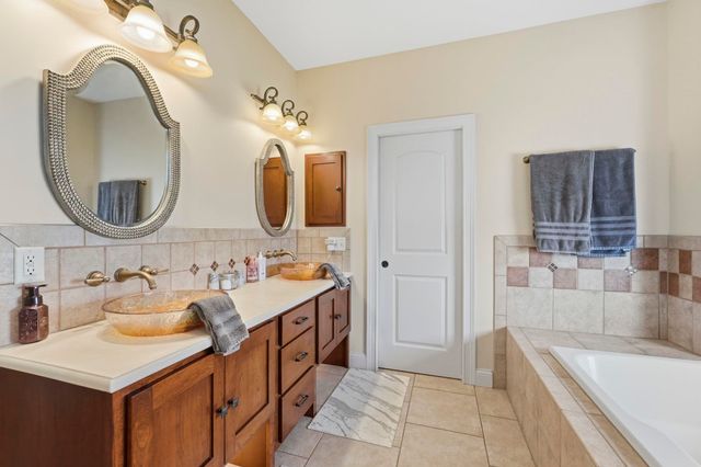 30306 Copperfield Lane, Granger, IN 46530