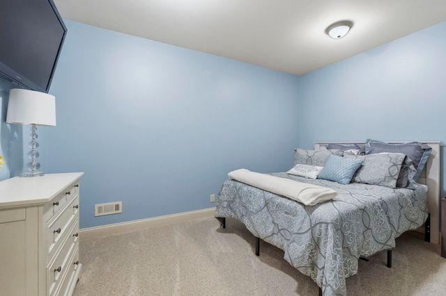 30306 Copperfield Lane, Granger, IN 46530