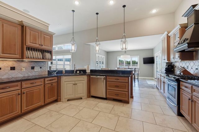 30306 Copperfield Lane, Granger, IN 46530
