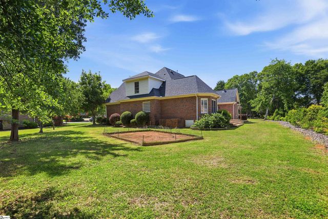6 Chilton Place, Greer, SC 29650