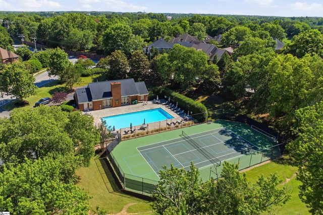 6 Chilton Place, Greer, SC 29650