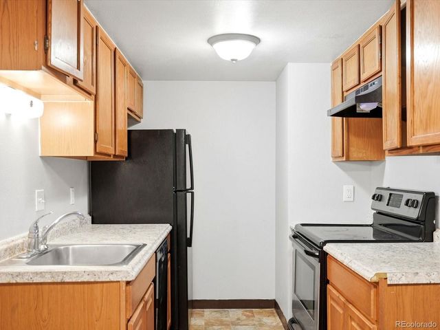 1358 S Irving Street Unit 27, Denver, CO 80219