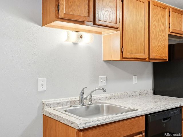 1358 S Irving Street Unit 27, Denver, CO 80219