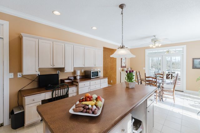 4996 Andrew Road, Marion, IL 62959