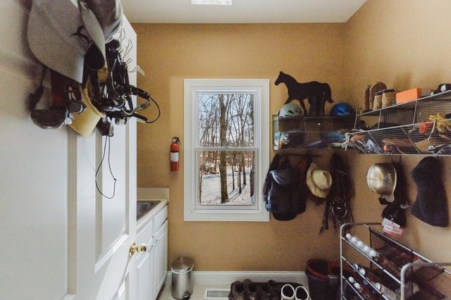 4996 Andrew Road, Marion, IL 62959