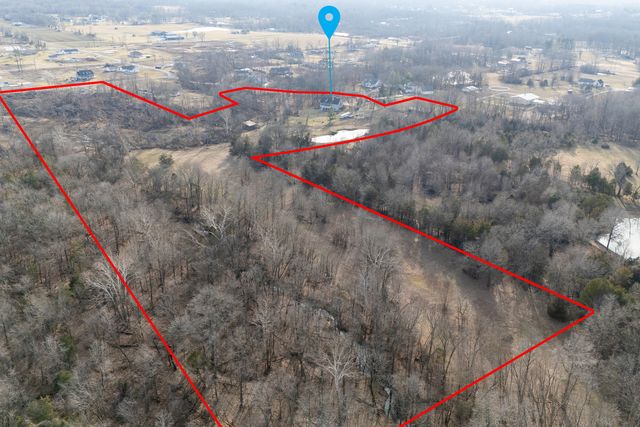 4996 Andrew Road, Marion, IL 62959