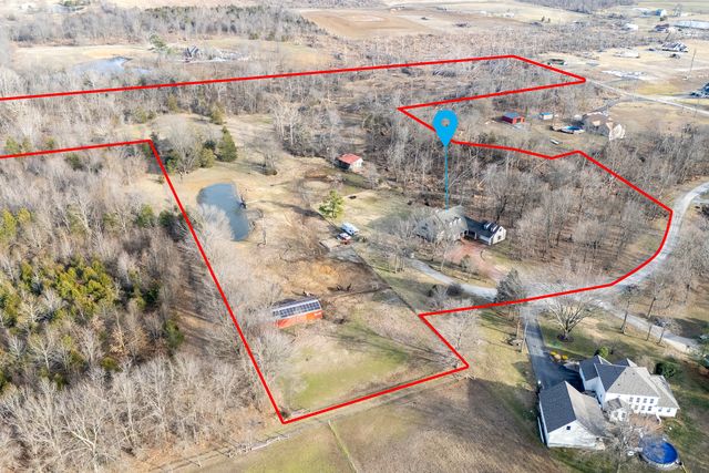 4996 Andrew Road, Marion, IL 62959