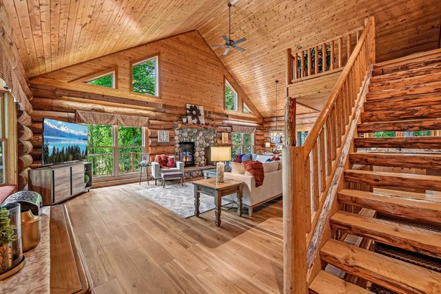 10580 Little Avenue, Waconia, MN 55387