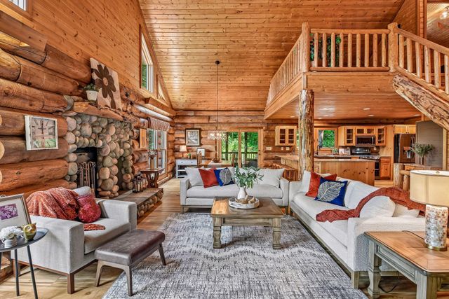 10580 Little Avenue, Waconia, MN 55387