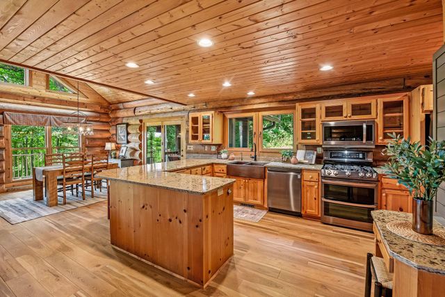 10580 Little Avenue, Waconia, MN 55387