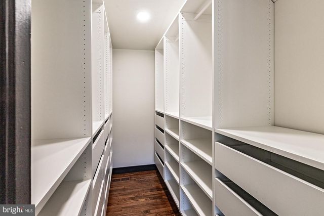 10 YORKRIDGE TRL, Hockessin, DE 19707