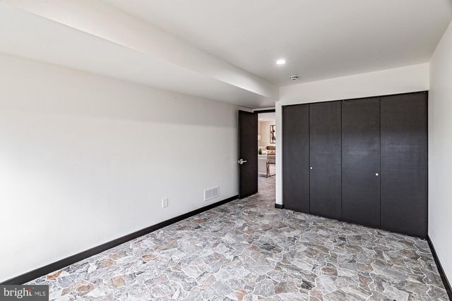 10 YORKRIDGE TRL, Hockessin, DE 19707