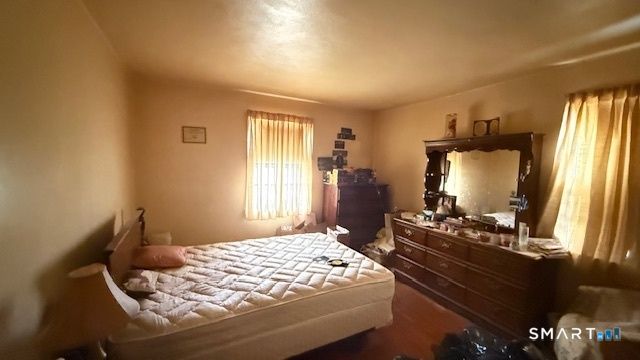 1 Long Hill Terrace, New Haven, CT 06515