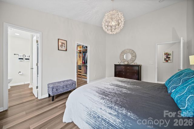 8409 Ewen Circle, Charlotte, NC 28269