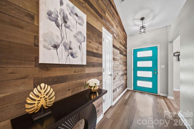 8409 Ewen Circle, Charlotte, NC 28269