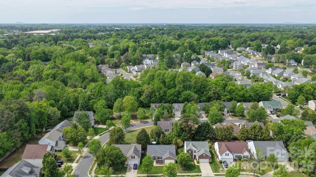 8409 Ewen Circle, Charlotte, NC 28269