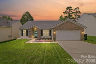 8409 Ewen Circle, Charlotte, NC 28269