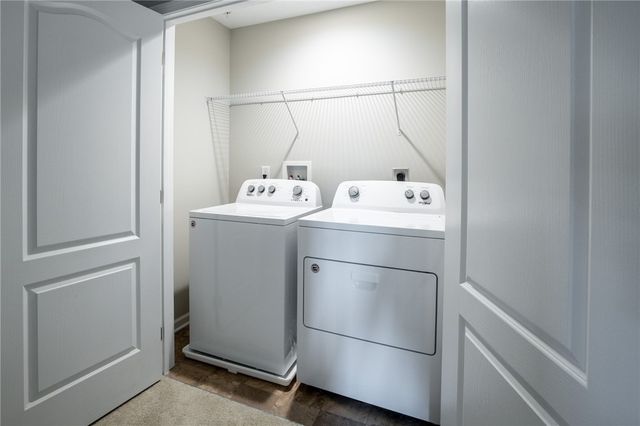 2194 Shawnee Drive, South Strabane, PA 15301