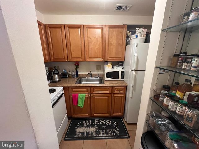 1133 13TH ST NW #402, Washington, DC 20005