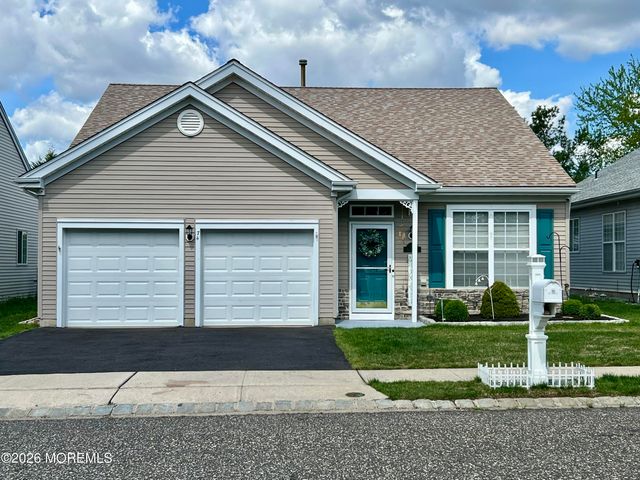 74 Robin Lane, Barnegat, NJ 08005