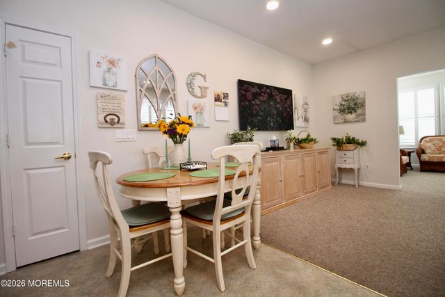 74 Robin Lane, Barnegat, NJ 08005