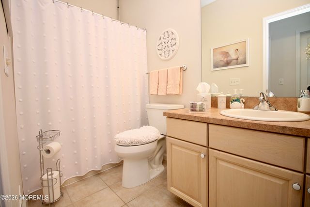 74 Robin Lane, Barnegat, NJ 08005