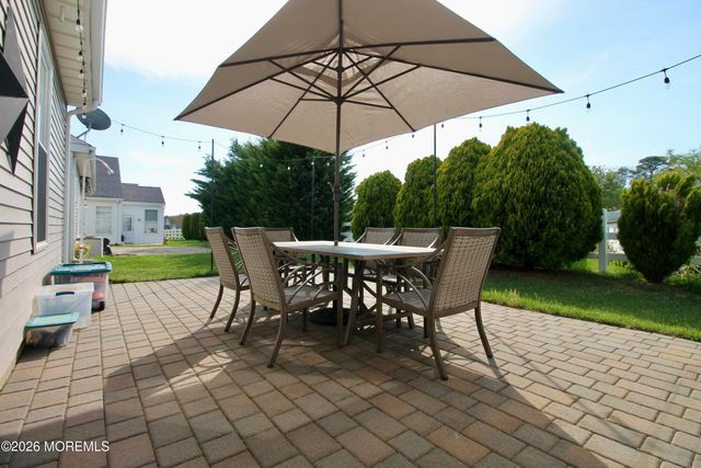 74 Robin Lane, Barnegat, NJ 08005