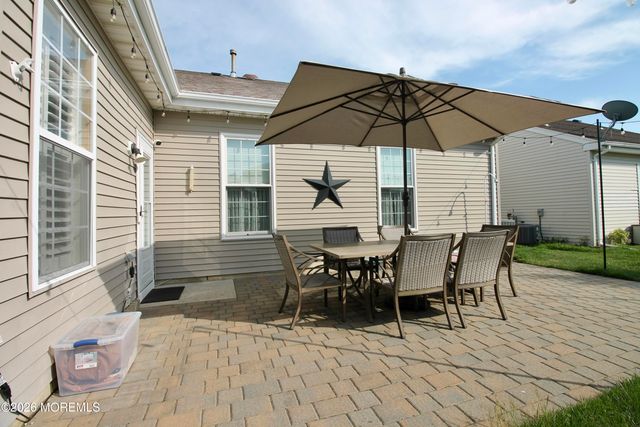 74 Robin Lane, Barnegat, NJ 08005