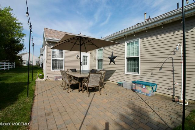 74 Robin Lane, Barnegat, NJ 08005