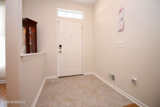 74 Robin Lane, Barnegat, NJ 08005