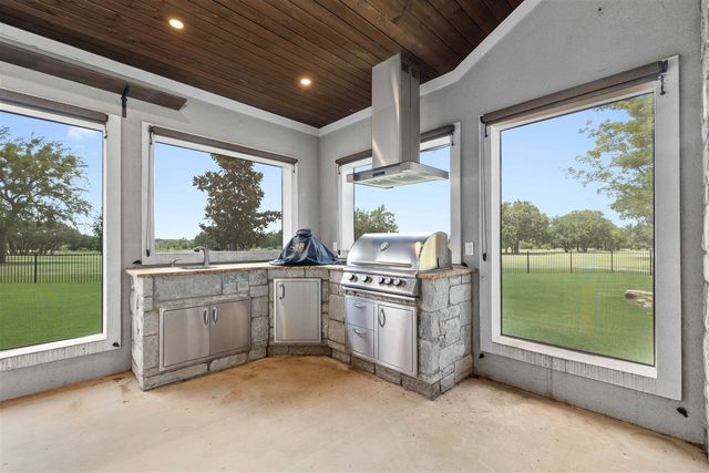 7530 Safe Harbor DR, Brownwood, TX 76801